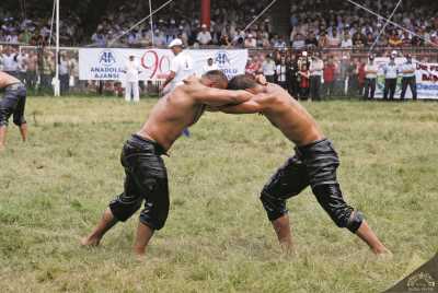 Kırkpınar Güreşleri